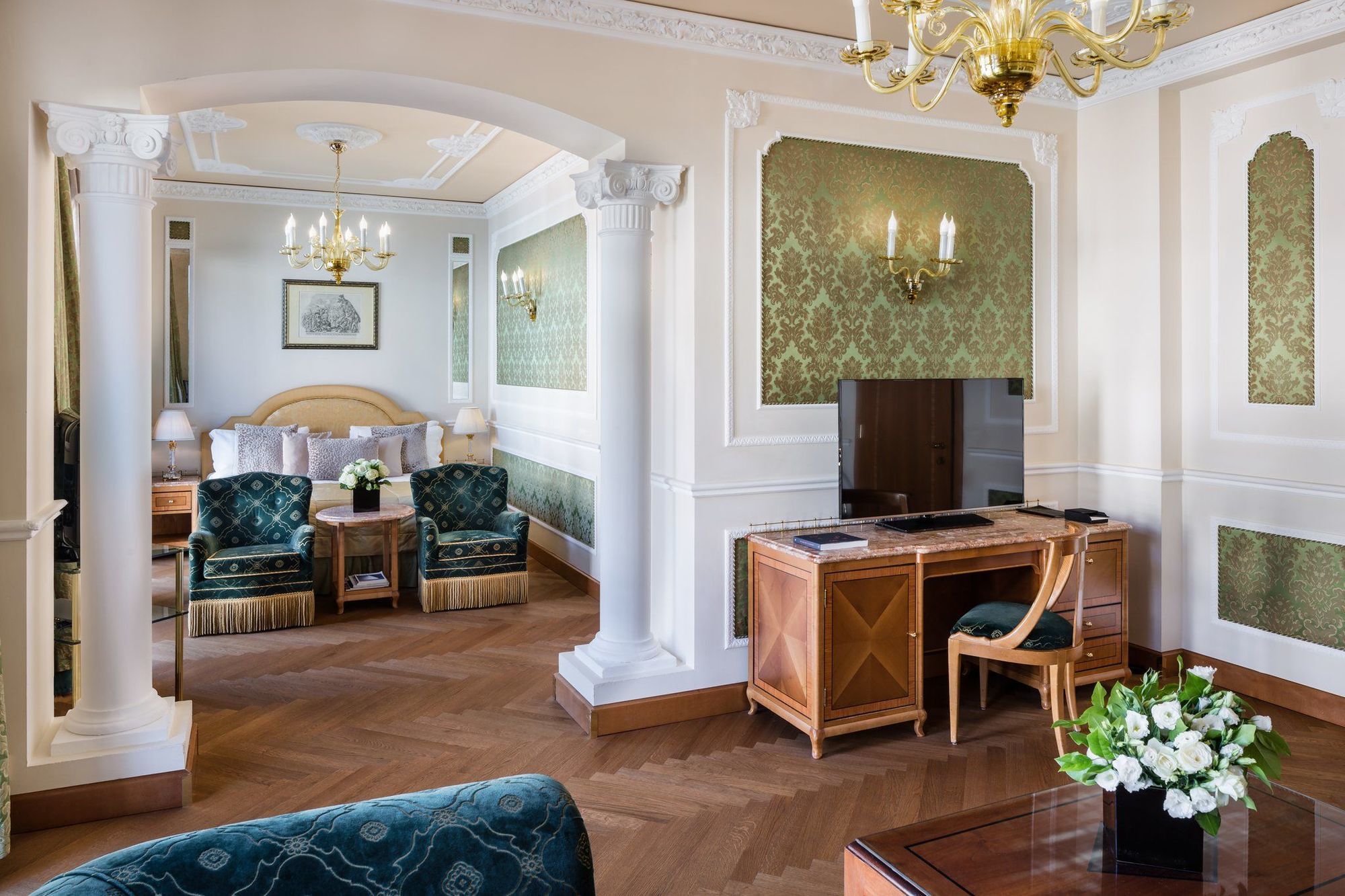 Baglioni Hotel Carlton - The Leading Hotels Of The World Milano Exteriör bild