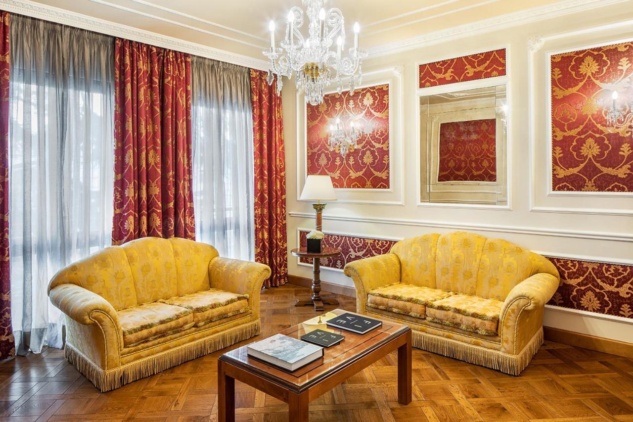 Baglioni Hotel Carlton - The Leading Hotels Of The World Milano Exteriör bild